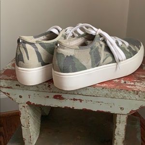 Steve Madden Camo Platform
